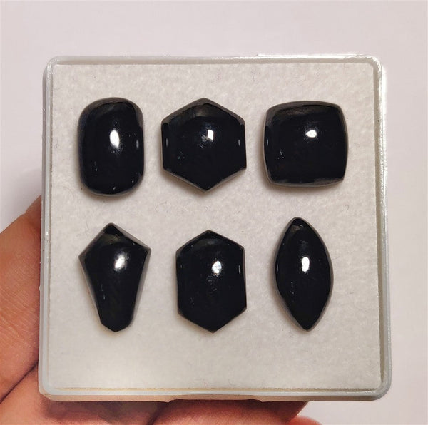 Black Onyx Cabs Lot